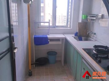长寿凤西苑(B区)，1室1厅房子出租(整租)，租金每月700元