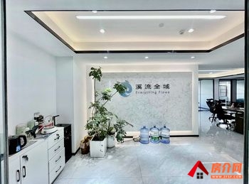 昆明高原明珠商务中心(办公) >243m²写字楼出租，参考报价：5103元/月