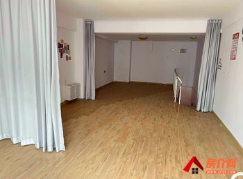 和信广场130m²写字楼出售，参考报价：42万元