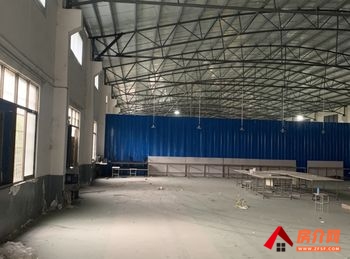 咸安咸安城区600m²厂房出租，参考报价：5400元/月