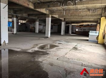 大观花园商务楼 >1105m²写字楼出售，参考报价：388万元