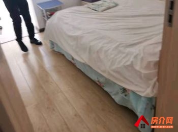 楚雄市楚风苑，3室2厅房子出租(整租)，租金每月1300元