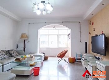 楚雄市商厦小区，3室2厅房子出租(整租)，租金每月900元