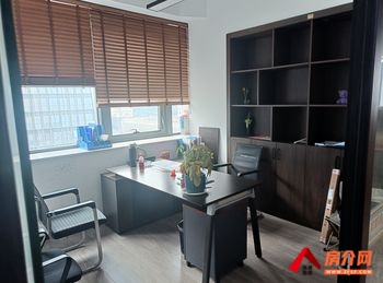 慈溪慈溪市区590m²商铺出租，参考报价：面议