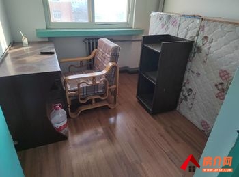 东营区华瑞小区(东区1，3室1厅房子出租(整租)，租金每月670元