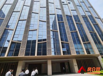 福州榕城江上图(商住楼) >84m²写字楼出售，参考报价：76万元