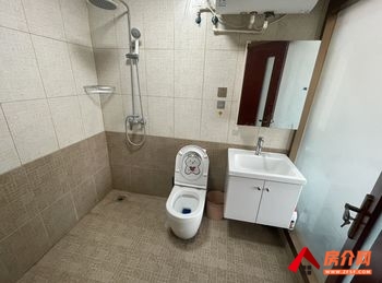辉隆大市场公寓小区房屋出租，阜阳临泉辉隆大市场公寓,1室1厅房子出租(整租)，欢迎联系