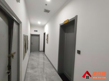 哈尔滨开发区长江路1493m²商铺出售，参考报价：1688万元