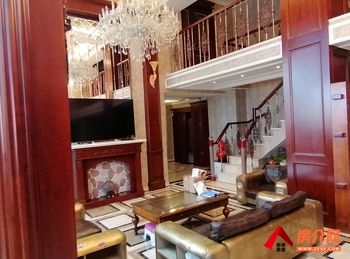 哈尔滨道里群力240m²商铺出售，参考报价：350万元