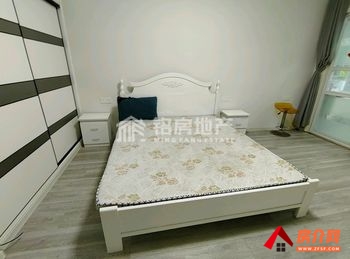 东海东方明珠城，1室1厅房子出租(整租)，租金每月899元