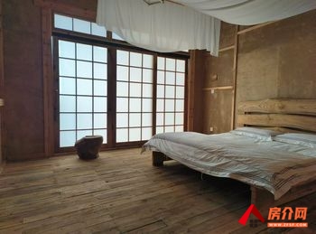 兴义下五屯360m²商铺转让，参考报价：3333元/月