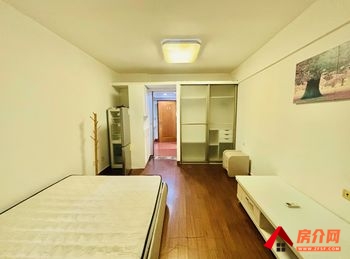 （万科城市高尔夫花园小区房屋出租）寮步万科城市高尔夫花园，1室0厅房子出租(整租)，租金每月1100元