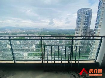南城金域中央，3室2厅二手房出售,报价：270万元