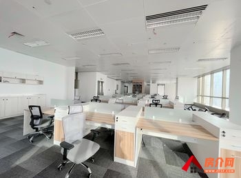 天津陆家嘴金融广场 >820m²写字楼出租，参考报价：面议
