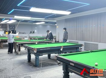 昌吉市中心路汇嘉时代购物中心430m²商铺转让，参考报价：面议