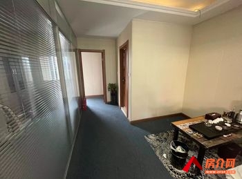 甘井子华南300m²商铺出租，参考报价：面议
