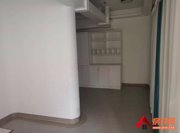 大连甘井子华南580m²商铺出租，参考报价：面议