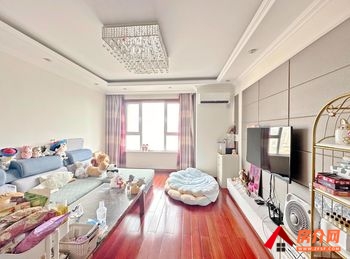 卢浮公馆小区房屋出售，槐荫卢浮公馆，2室1厅，报价：137万元