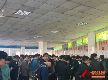 单县单县城区30m²商铺出租，参考报价：1000元/月