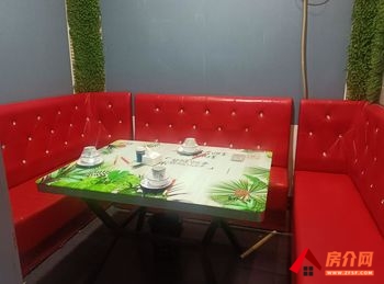 肃州酒泉城区260m²商铺转让，参考报价：5833元/月