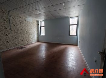 西工西工周边175m²商铺出租，参考报价：4800元/月