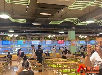 兰山通达路30m²商铺出租，参考报价：1100元/月