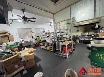 邳州邳州火车站65m²商铺转让，参考报价：1000元/月