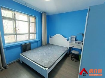 天山宏汇苑小区，3室1厅房子出租(合租)，租金每月8999元