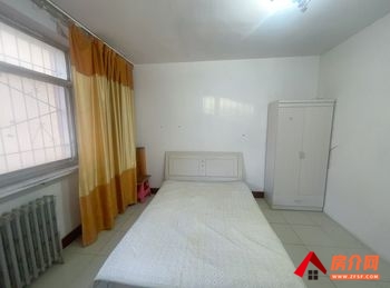 金凤白云小区，3室1厅房子出租(合租)，租金每月300元