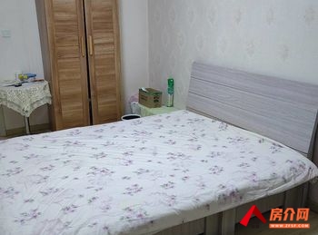 阜新海州华鼎商厦 1室1厅房子出租(整租)，租金每月900元