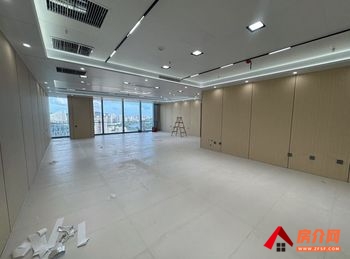 保利国际广场218m²写字楼出租，参考报价：面议