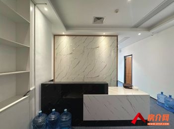 蓝海华庭(办公)125m²写字楼出租，参考报价：8500元/月