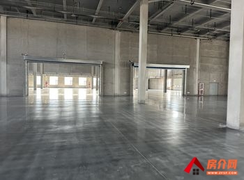 小店龙城大街60000m²仓库出租，参考报价：面议