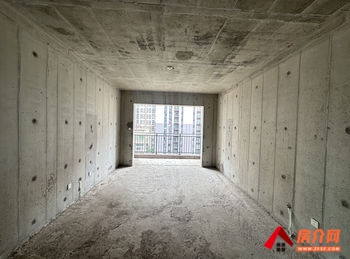 城投清荷苑小区房屋出售，曲靖麒麟城投清荷苑 4室2厅，报价：58.5万元