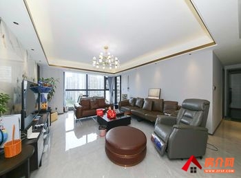 波托菲诺香山里小区房屋出售，南山波托菲诺香山里，6室2厅，报价：1880万元