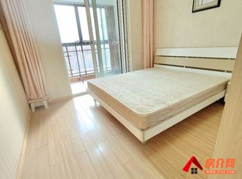 洪山米兰映象，3室1厅房子出租(合租)，租金每月500元