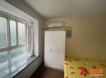 精典四季花园小区房屋出租，雁塔精典四季花园，3室1厅房子出租(合租)，欢迎联系