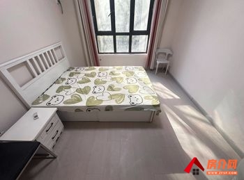 雁塔绿地海珀紫庭，3室2厅房子出租(合租)，租金每月600元