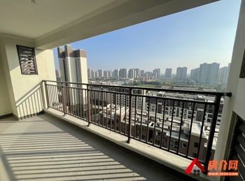 吾悦广场小区房屋出售，睢阳吾悦广场，3室2厅，报价：70万元