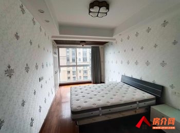 邗江天俊华府，3室2厅房子出租(整租)，租金每月2900元