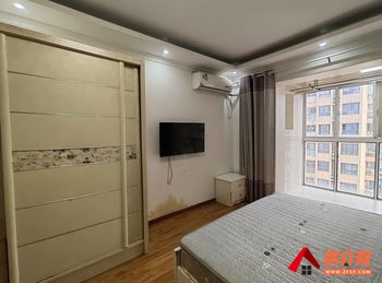 润州诚基景天花园，1室1厅房子出租(整租)，租金每月1000元