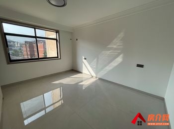 张家界永定彭家铺安置小区 4室2厅房子出租(整租)，租金每月1500元