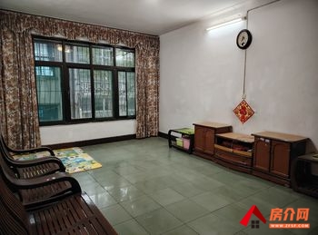 园林一路6号院小区房屋出售，孝南园林一路6号院，3室2厅，报价：49万元