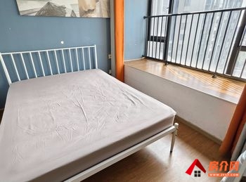 武侯金楠天街枫香庭楠香庭，3室2厅房子出租(合租)，租金每月600元