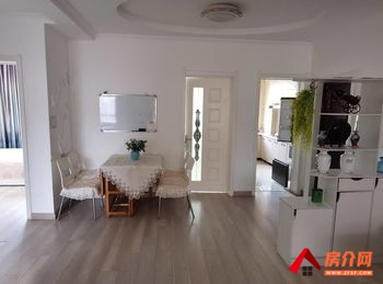 （绿地剑桥小区房屋出租）抚顺李石开发区绿地剑桥 3室1厅房子出租(整租)，租金每月1600元
