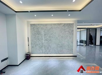 昆明高原明珠商务中心(办公) >395m²写字楼出租，参考报价：8295元/月