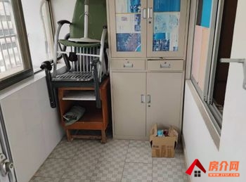 美兰松雷大厦，1室1厅房子出租(整租)，租金每月1300元