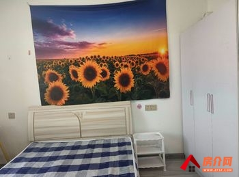 七里河映河苑住宅小区，3室1厅房子出租(合租)，租金每月900元