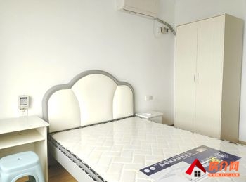 万岳华府A区小区房屋出租，岱岳万岳华府A区，3室2厅房子出租(合租)，欢迎联系