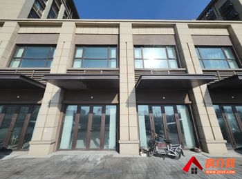 潍城奥体中心217m²商铺出售，参考报价：124万元
